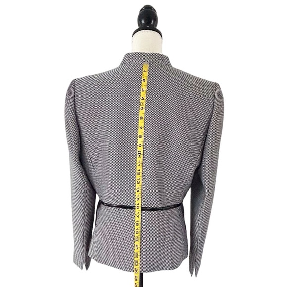 Tahari ASL Women’s Black & White Zipper Front Belted Skirt Suit Size 14 - Picture 3 of 14